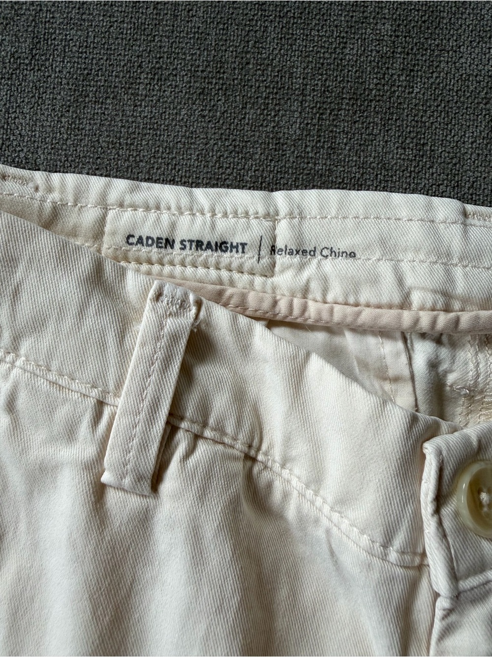 AG Caden Straight Leg Trouser Chinos Khaki Mid Rise Relaxed  28 - Picture 2 of 4